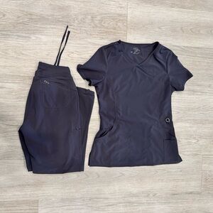 Cherokee infinity scrub set